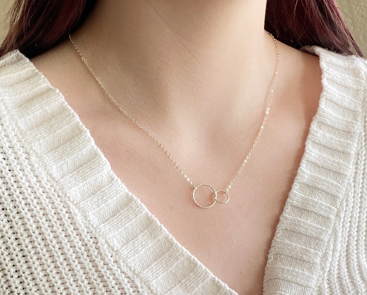 Mother/Daughter Necklace, Mother's Day Gift, Family Necklace, Infinity Necklace, Eternity Circle Necklace, Mom Necklace, Birthstone Necklace