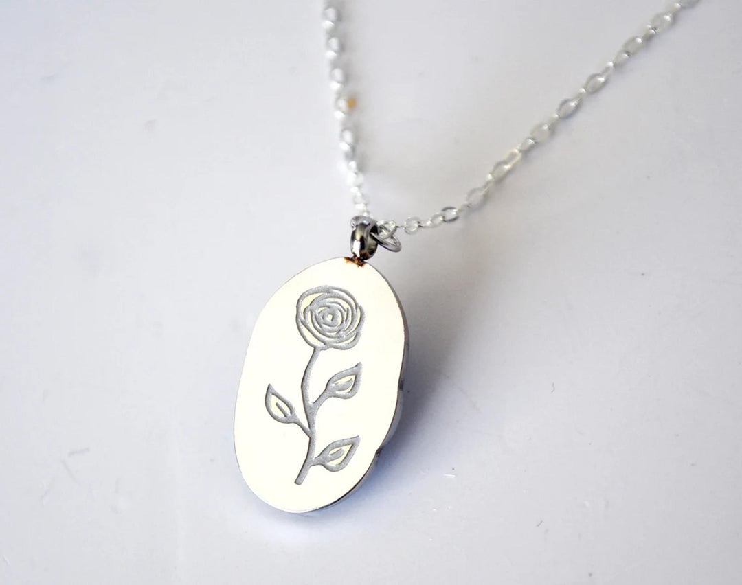 July Birth Flower Necklace, Larkspur Birth Flower Necklace, Birthstone Stone Necklace, Mom Gift, Personalized Necklace, Bridesmaid Gift
