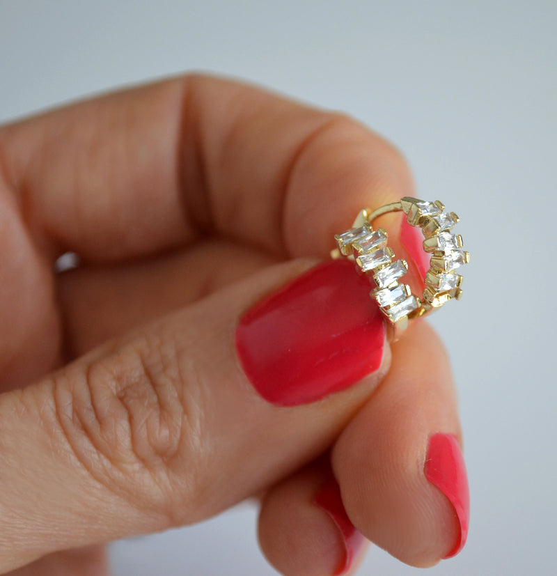Dainty Diamond Huggie Hoop Earrings, Modern Baguette CZ Diamond Earrings, Small Gold Hoop Earrings, Minimalist Jewelry, Gift for Her