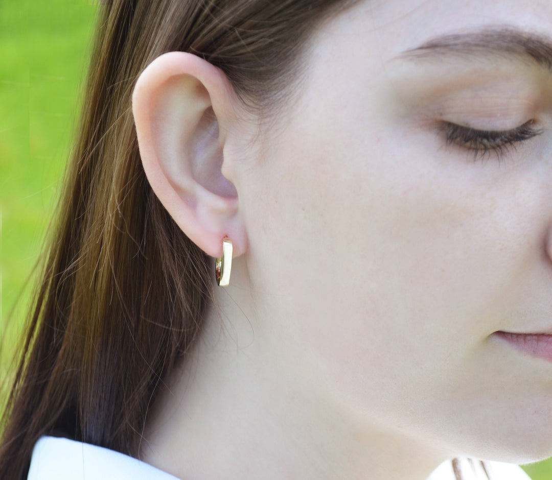 Small Square Hoop Earrings, Modern Gold Hoop Earrings, Minimalist Jewelry, One Touch Earrings, Birthday Gift, Bridesmaid Gift, Friend Gift