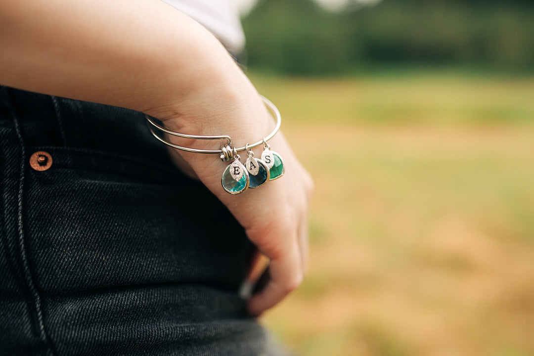 Birthstone Bracelet, Family Tree Bracelet, Mom Birthstone Bracelet, Birthstone Bangle, Mom Gift, Grandma Gift, Bridesmaid Gift