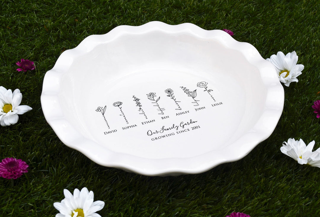 Pie Plate with Birth Flowers and Names, Family Garden Personalized Pie Dish