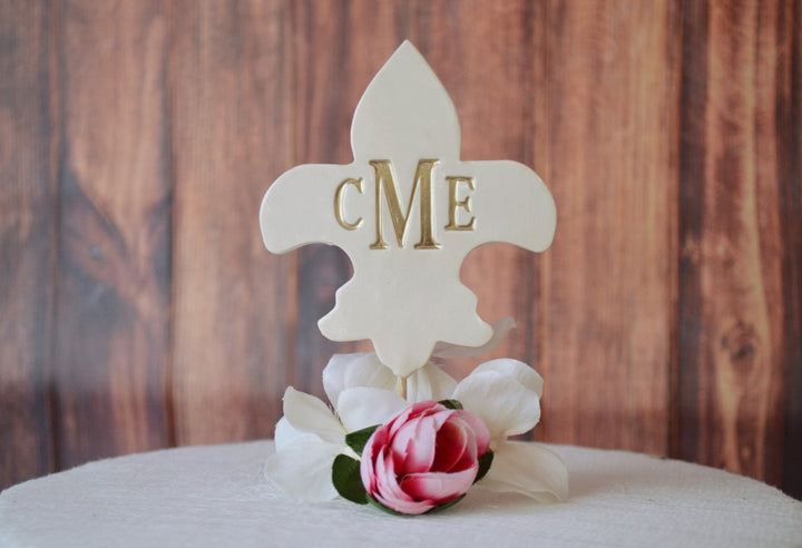 PERSONALIZED Fleur-de-lis Wedding Cake Topper in Gold