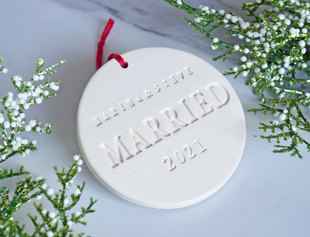 Just Married Ornament - Wedding Gift or Christmas Gift - With Names and Date